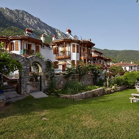 Aparthotel Vali
